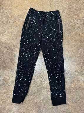 Next Black Paint Splatter Joggers – Size 7 Years